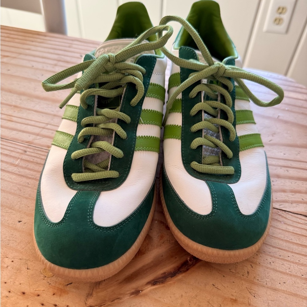 NEW Adidas Samba Green and White Sneakers, Unisex - Picture 5 of 12